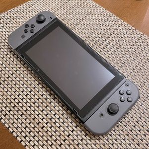 Nintendo Switch (Version 2) with Joy-Con Controller